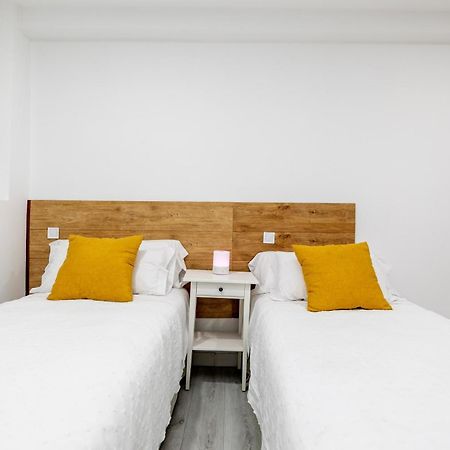 Los Apartamentos Jacinto Benavente Centro Madrid Exterior photo