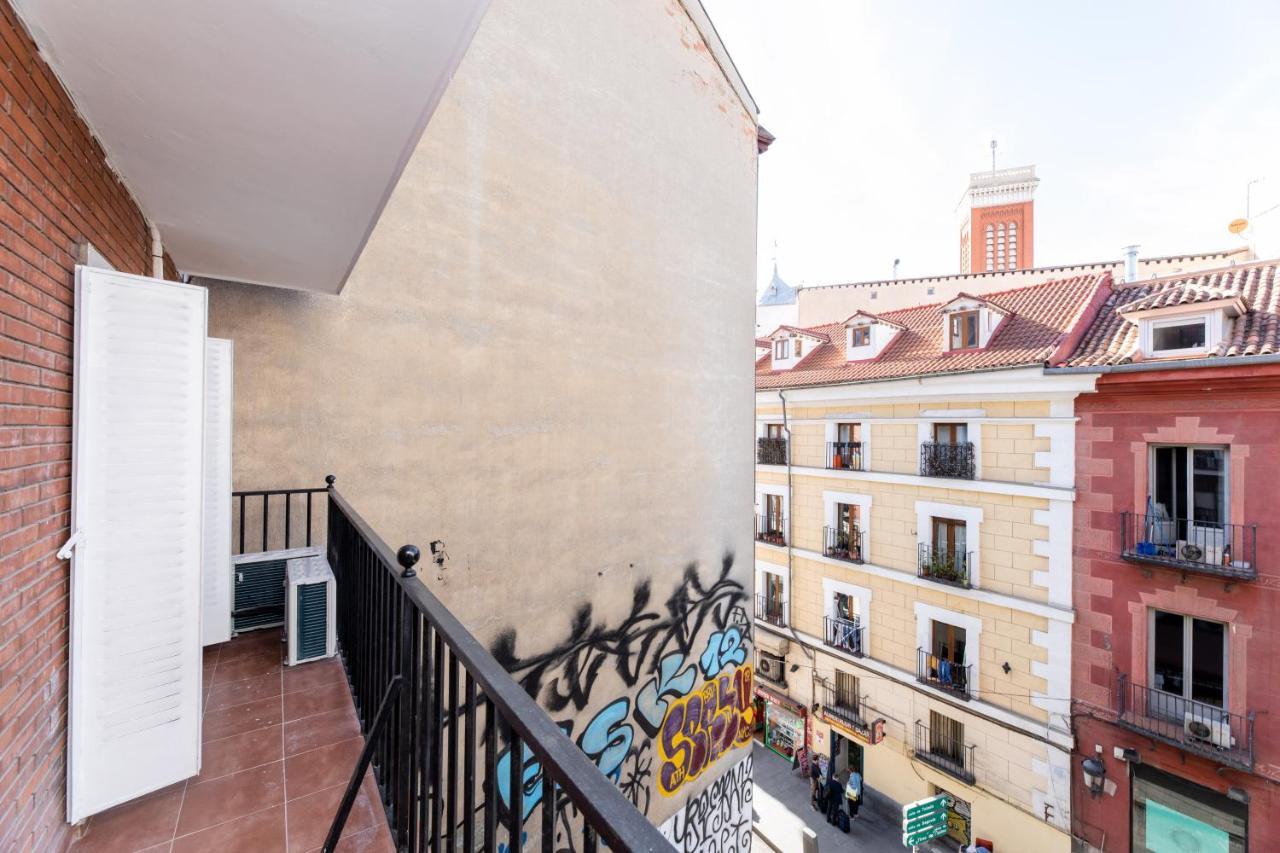 Los Apartamentos Jacinto Benavente Centro Madrid Exterior photo