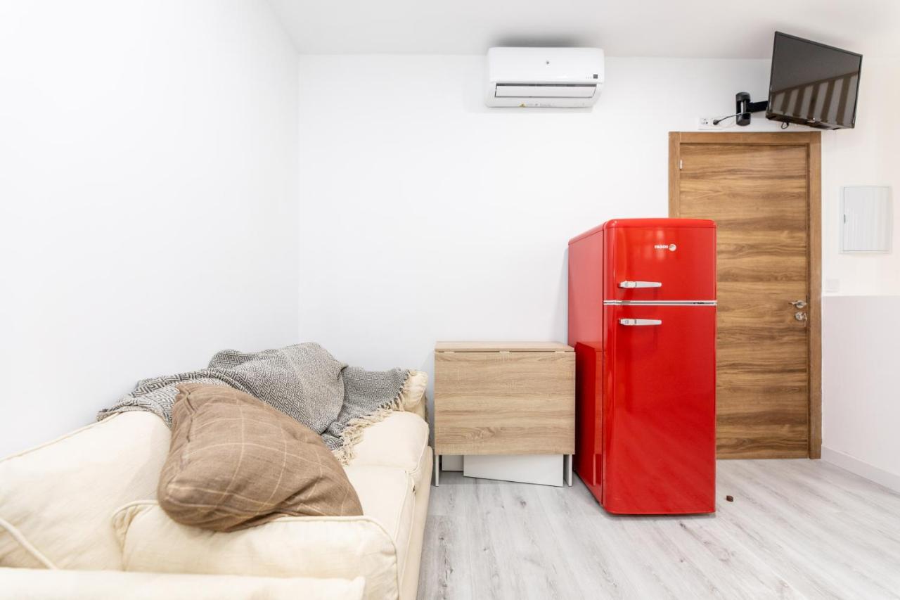 Los Apartamentos Jacinto Benavente Centro Madrid Exterior photo
