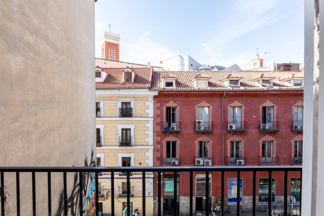 Los Apartamentos Jacinto Benavente Centro Madrid Exterior photo